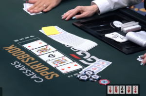 Croupier, table de poker à 5 cartes